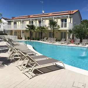 https://malu.hotelslidodijesolo.com